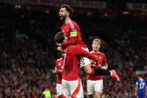 اليونايتد وتوتنهام لنهائي الدوري الاوروبي،تشيلسي وبيتيس لدوري المؤتمر،ميسي يرعب جماهير ميامي،مينيسوتا يتعادل مع غولدن ستايت،اشفيونتيك تتقدم