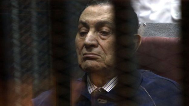 الصحف البريطانية: لم يتوقع أحد أن يتمكن مبارك من حكم مصر لثلاثة عقود
