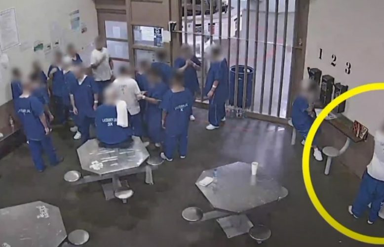 صحف اليوم 12.05.2020كورونا: سجناء أمريكيين يستنشقون من كمامة واحدة,والوباء يصل إلى الكرملين والصحة العالمية تصفه بـ"المُربك"