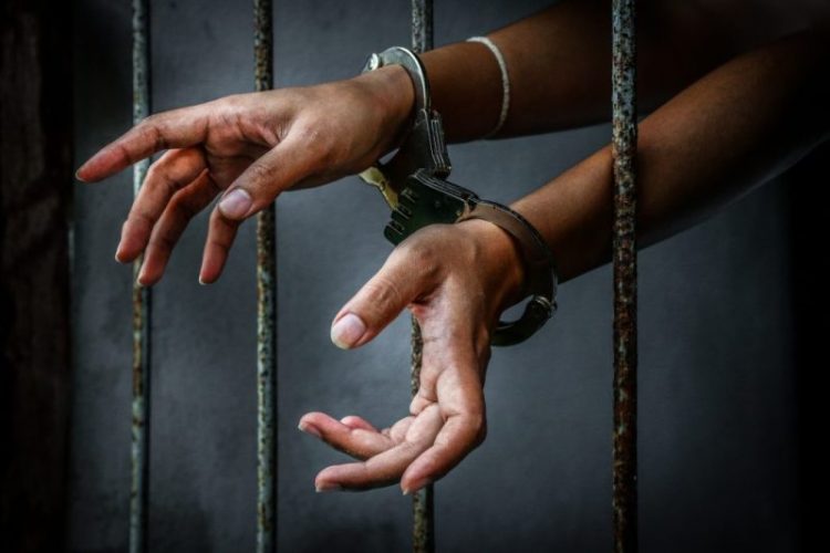 المستجدات السورية :ألمانيا..النائب العام يعتقل طبيباً سورياً وسعر صرف اللّيرة في ظلّ قانون قيصر