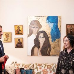 من لقاء فيروز مع ماكرون