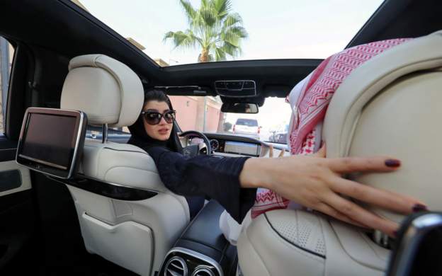 لماذا لا توجد امرأة اسمها "ليندا" في السعودية أوأسماء غربية في ايران وأسماء كردية في تركيا وتحفظ اسرائيل على اسماء عربية؟