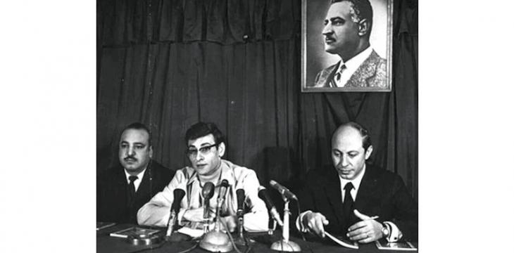 صورة شاعر... ذكرى قضية :محمود درويش في مصر