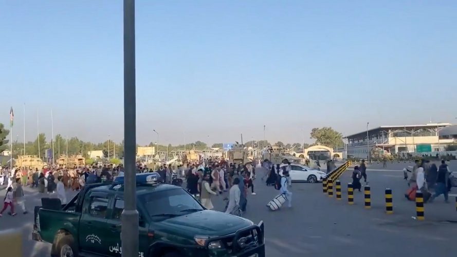 صحف:نجاح طريقة لمواجهة مرض الملاريا قد تقضي عليه بنسبة 70 في المئة، وقصر أندراوس باشا في مصر يسوى بالأرض