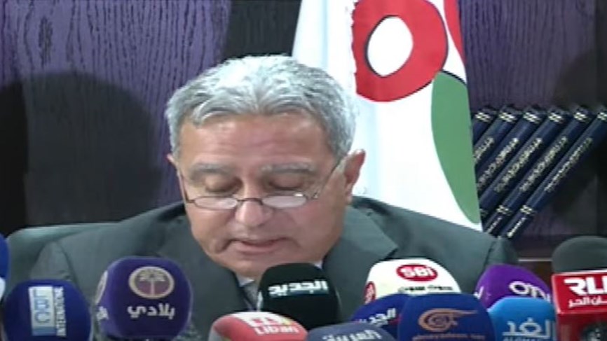 لبنان:مركبةَ التأليف تضىء اللونَ الأصفر و" عالسكين يا بطيخ"البِطاقةُ التمويليةُ وإعلانِ تطبيقاتِها اليوم