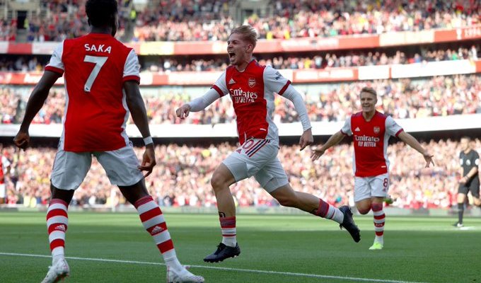 الارسنال يتقدم 3-1على تونتهام وخيمينيز يهدي وولفرهامبتون ثلاث نقاط  وفيورنتينا يستعيد نغمة الانتصارات