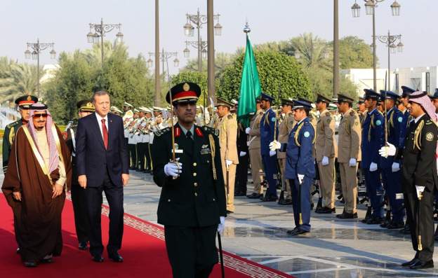 أردوغان في أول زيارة للسعودية منذ مقتل جمال خاشقجي، وغوتيريش يبحث في كييف الممرات الآمنة للمحاصرين في ماريوبول