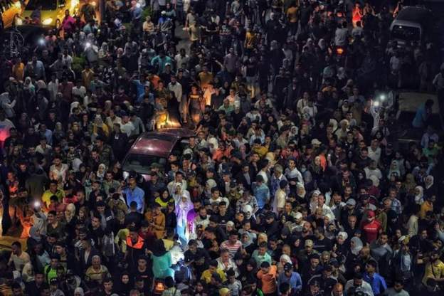 معارك دامية في معقل ماريوبول الأخير، ومواجهات عقب صلاة الفجر في الأقصى بين المصلين الفلسطينيين والقوات الإسرائيلية