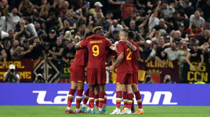 نهائي دوري المؤتمر الأوروبي: مورينيو يقود روما الى المجد الأوروبي بالفوز على فينوردا