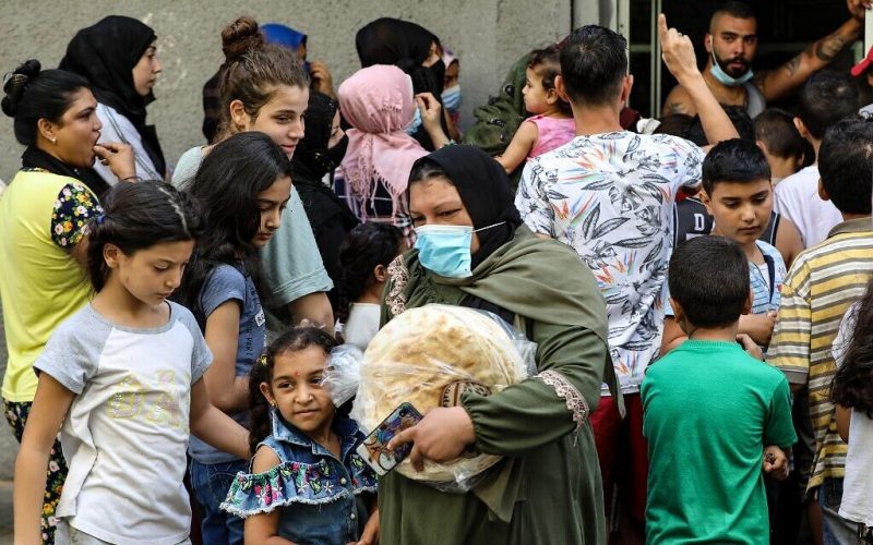عباس يلقي كلمة عبر الهاتف عن القدس وسط شائعات عن تدهور صحته، ولبنان يستعين بمروحيات من قبرص لمنع انتشار الحريق في أكبر غابات الصنوبر البري