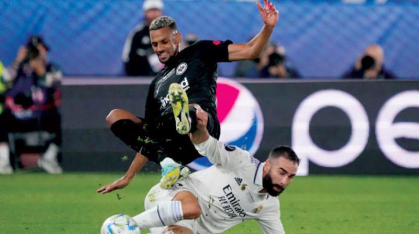 مرشح الكرة الذهبية كريم بنزيمة«لأفضل لاعب في العالم» واستبعاد ميسي وتجاهل نيمار وبيريز: لسنا بحاجة لنجوم جدد...