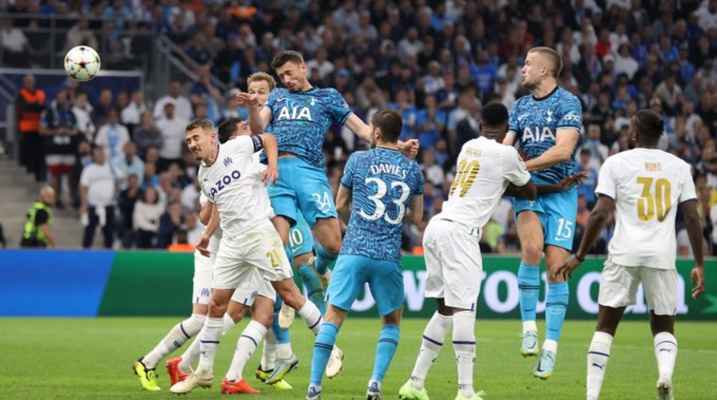 توتنهام يقصي مارسيليا وفوز البايرن وبرشلونة وليفربول يهزم نابولي وفوز لـ اياكس وبورتو يتصدر مجموعتة