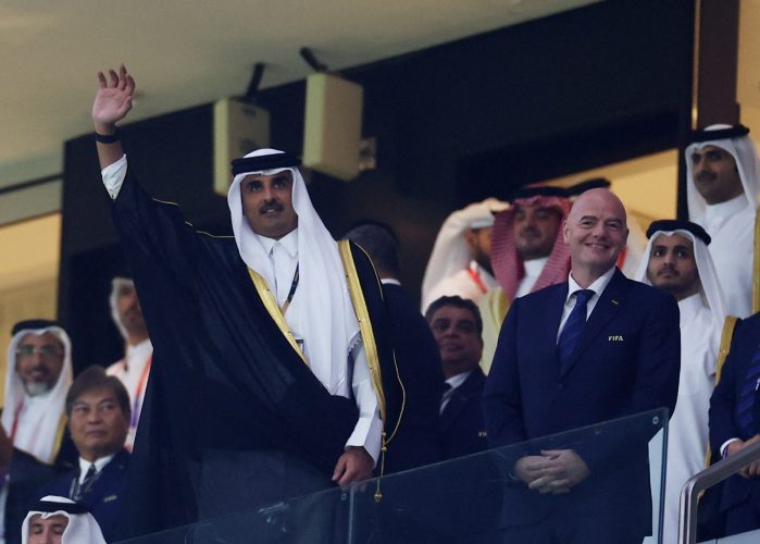 22/11/25:العرب في كأس العالم وتفشي فيروس إيبولا في أوغندا