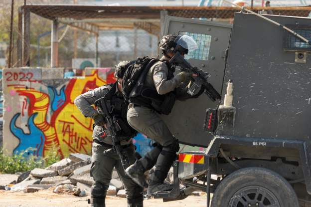 23/3/3:الجيش الإسرائيلي يقتل طفلا فلسطينيا ويعلن حوارة في نابلس منطقة عسكرية مغلقة وفاغنر تحاصرمدينة باخموت  ألاوكرانية