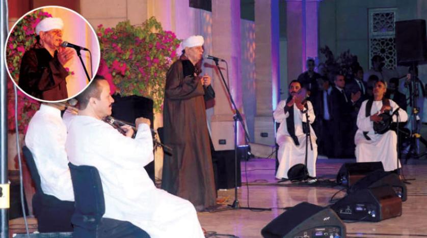 شيخ المنشدين يختتم «ليالي رمضان» في «الأوبرا» المصرية