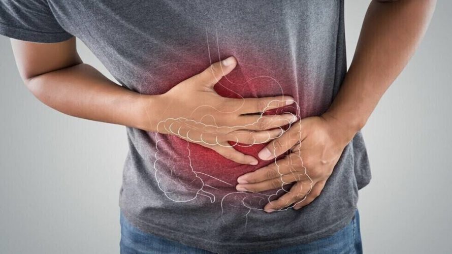 ألم المعدة الحارق علامة على الإصابة بالقرحة