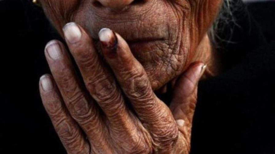 التوصل لمزيج كيميائي يعكس الشيخوخة و«الدفء العائلي» يقي الأبناء آثار التوتر و  قصور الغدة الدرقية يؤدي لآلام المفاصل؟وأمراض لاتركبك الطائرة!
