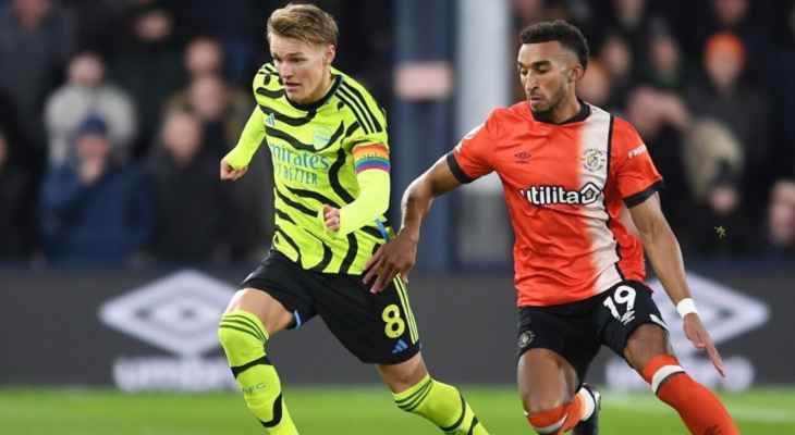 أغراء ميسي وارسنال يعزز صدارته ,/تأهل فالنسيا ولاتسيو وغلادباخ في الكأس، ليكرز يفوز امام فينيكس