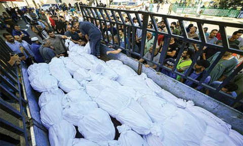 24/2/12: 19مجزرة بغزة خلال ساعات!، والاحتلال يقنص النازحين وإجلاء المدنيين من رفح قبل توغله