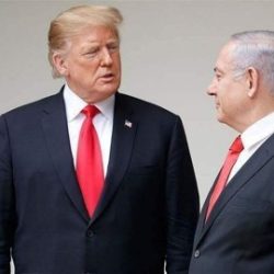 «حماس» تسلّم 3 رهائن إسرائيليين وقيادي بـ”حماس”:لن نسمح للقوات الأمريكية بدخول غزة وترامب:لا توجد مداولات حاليا بشأن خطة السيطرة على غزة
