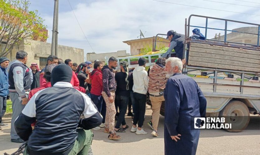 استشهاد سوريين بقصف اسرائيلي بدرعا وتبادل أسرى بين الأمن و”قسد”ورسوم جمركية أمريكية هي الاعلا على سوريا